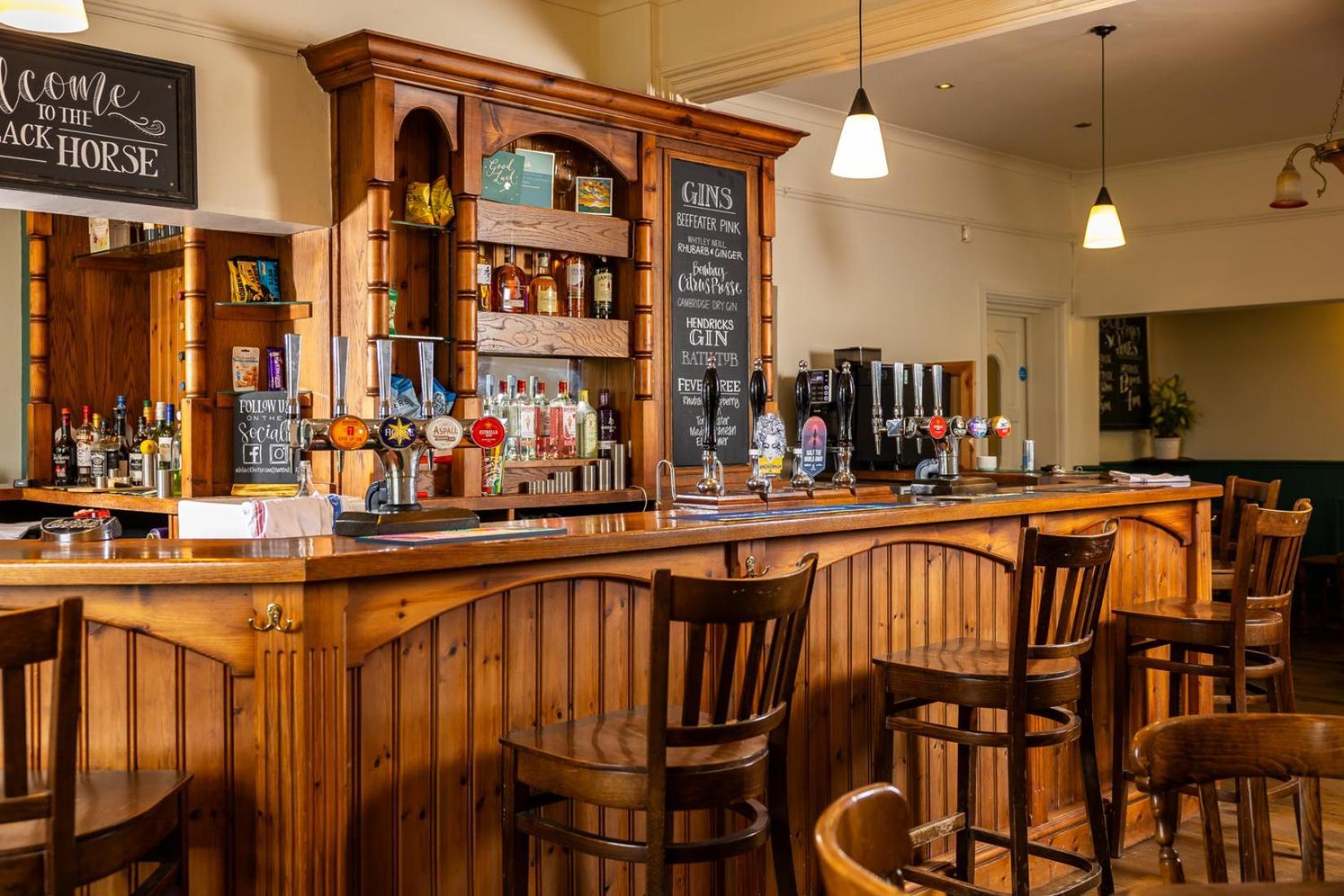 The Black Horse Swaffham Bulbeck ภายนอก รูปภาพ